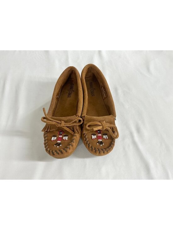 Minnetonka Shoes - Minnetonka Women's Thunderbird Suede Leather Moccasins Beaded Fringe Tan Size 6